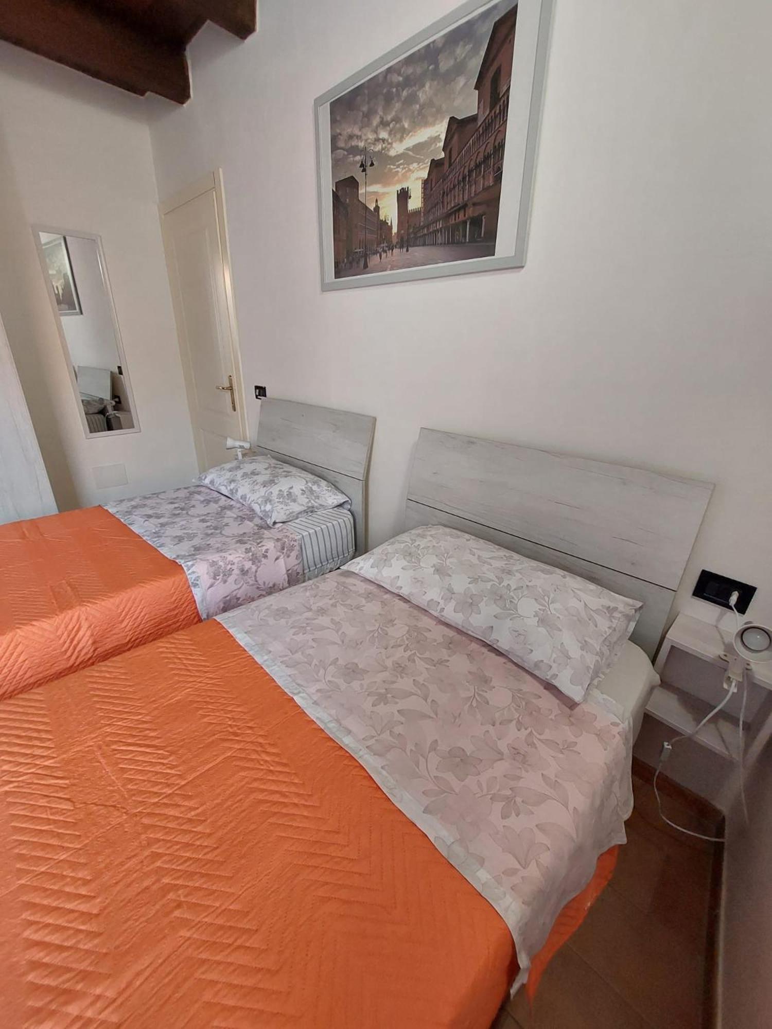 Dodo'S House Hotel Ferrara Kültér fotó