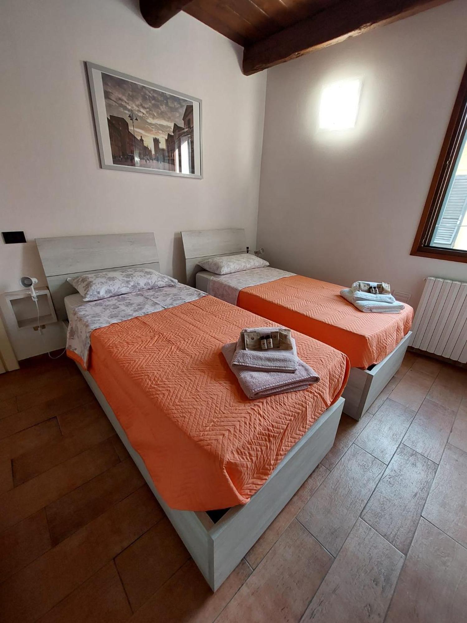 Dodo'S House Hotel Ferrara Kültér fotó